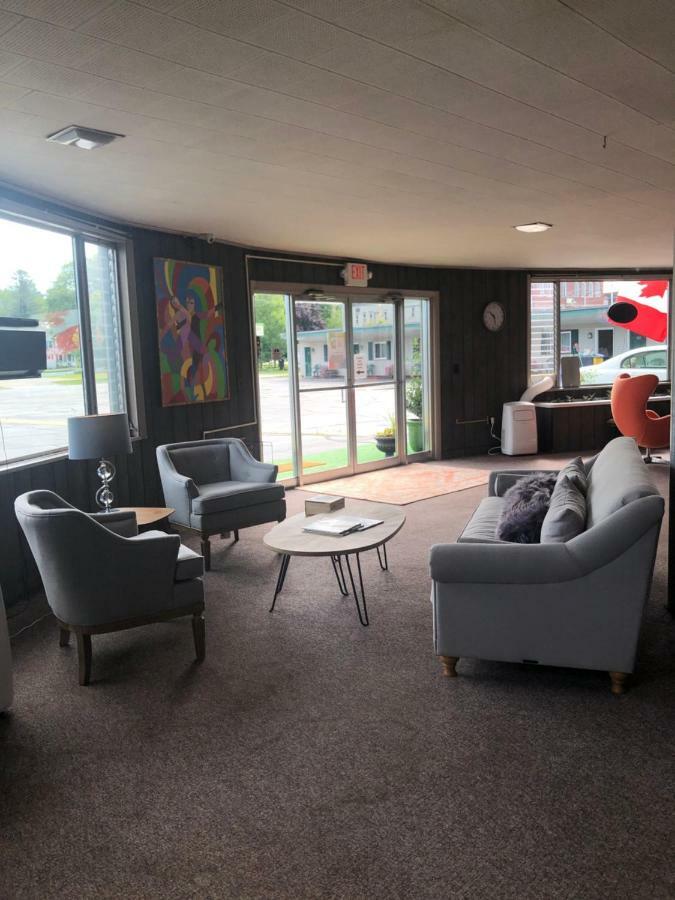 Lancaster Motor Inn Exterior foto